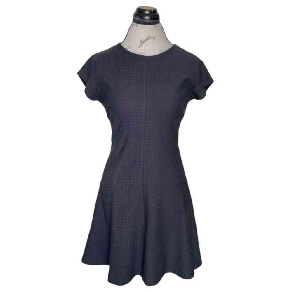 Banana Republic Womens Dress Size 4 Black Short Sleeve Quilted Mini Office Wear